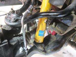 キャリパー　オーバーホール