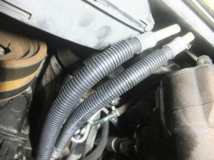 H2　ハマー　オイルクーラーホース