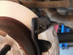 エスカレード　リアキャリパー　ローター研磨
