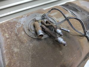 S10　燃料タンク　フューエルポンプ