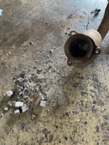 エスカレード　触媒交換　クランクシール